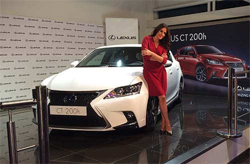 Adriana Ugarte, madrina del nuevo Lexus CT 200h